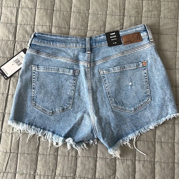 High Rise Denim Shorts - Picture 4 of 5